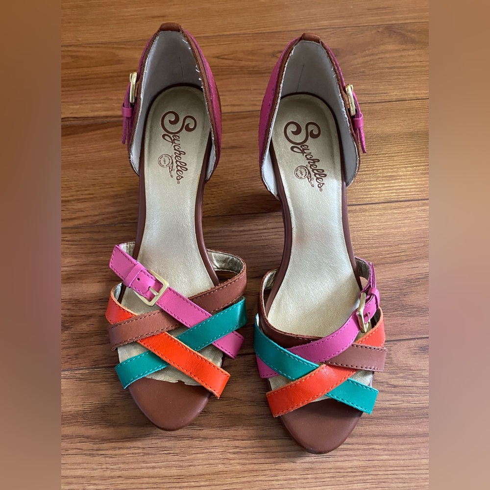 Saychelles kitten heels